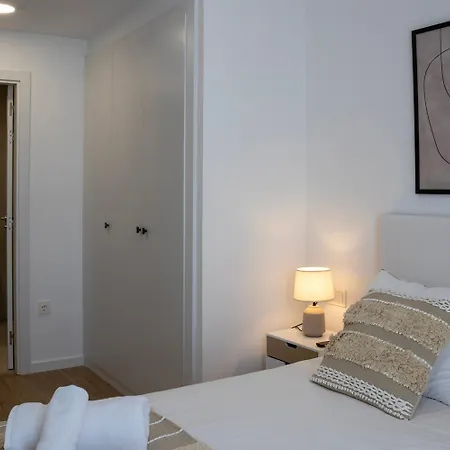 Apartment New! Luxury 3br With Pool & Free Parking Tomares