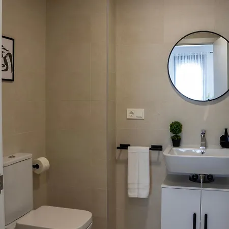 Apartment New! Luxury 3br With Pool & Free Parking *